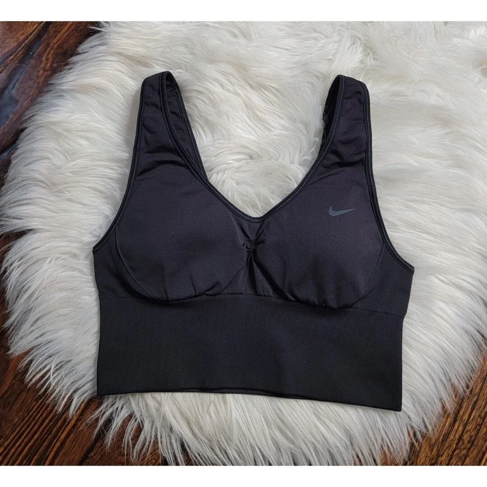 Nike Seamless Light Impact Sports Bra Black Women's Size Medium Removable Pads